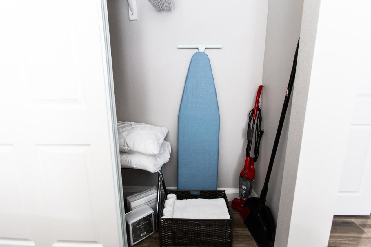 Long Beach Duplex King Bed Pet Friendly Nurses Surgeon Business Travelers Near St Marys Medical Center & Downtown Exterior foto